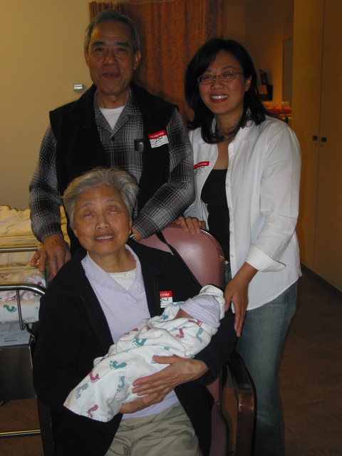 Abuelos Leung & Tia Debbie